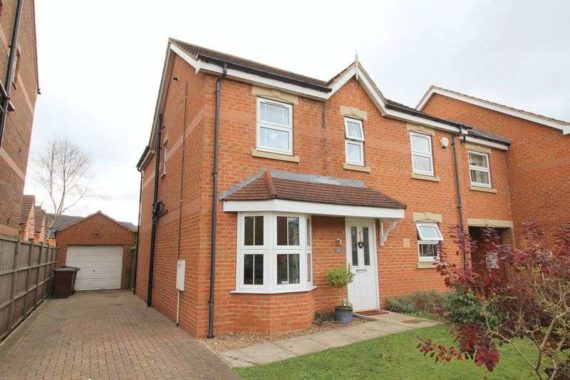 4&nbsp;Bedroom&nbsp;Semi-Detac...